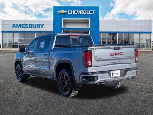 2025 GMC Sierra 1500 Elevation