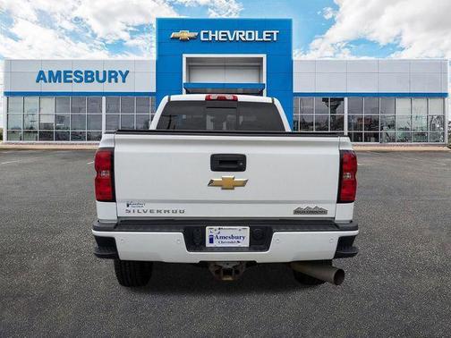 2015 Chevrolet Silverado 2500 High Country