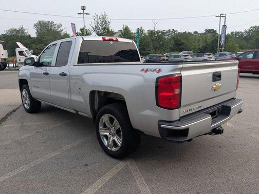 2017 Chevrolet Silverado 1500 Custom