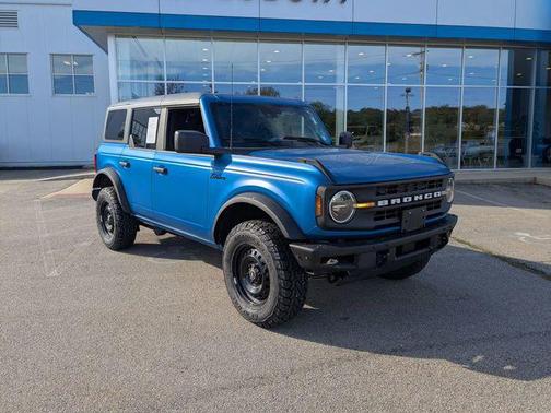 2022 Ford Bronco Black Diamond