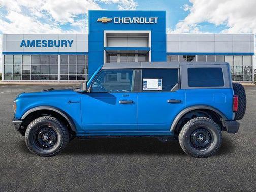 2022 Ford Bronco Black Diamond