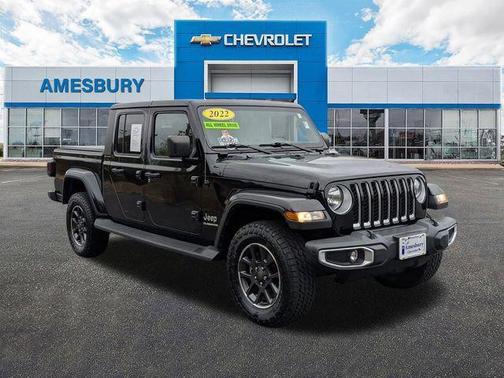 2022 Jeep Gladiator Overland