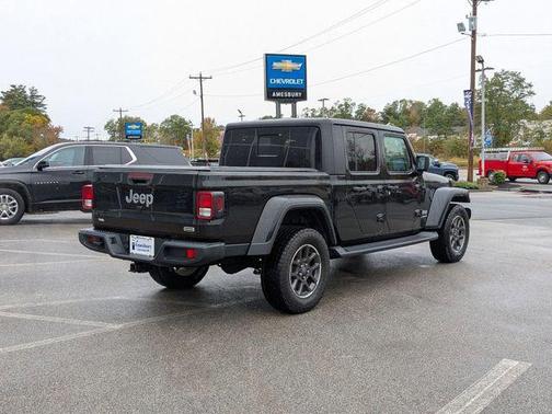 2022 Jeep Gladiator Overland