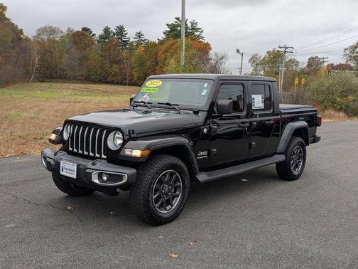 2022 Jeep Gladiator Overland