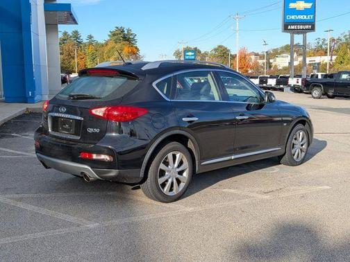 2017 INFINITI QX50 Base