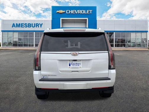 2018 Cadillac Escalade Platinum