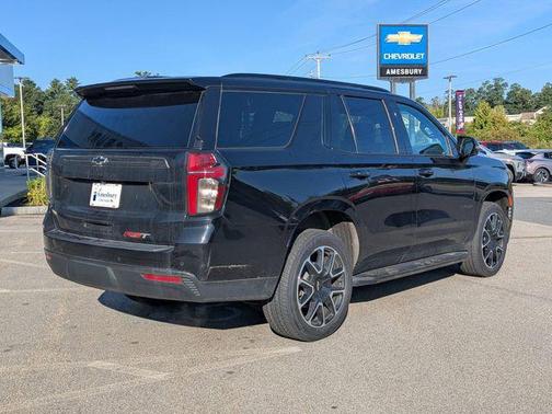 2022 Chevrolet Tahoe 4WD RST
