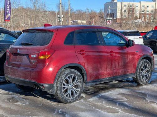 2017 Mitsubishi Outlander Sport 2.4 SE