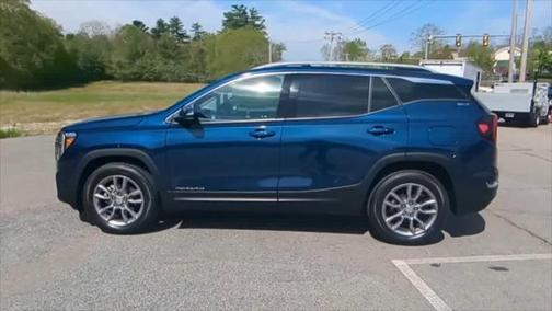 2022 GMC Terrain SLT