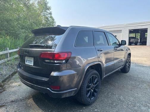 2021 Jeep Grand Cherokee Laredo