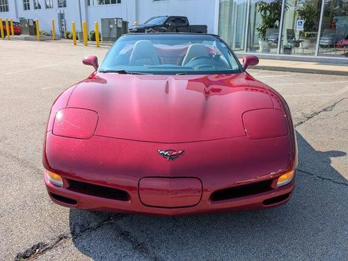 2004 Chevrolet Corvette Base
