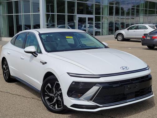 Serenity White 2025 Hyundai SONATA SEL