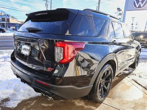2021 Ford Explorer ST