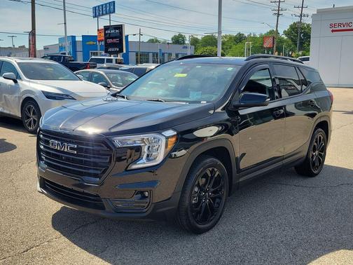 Ebony Twilight Metallic 2022 GMC Terrain SLT
