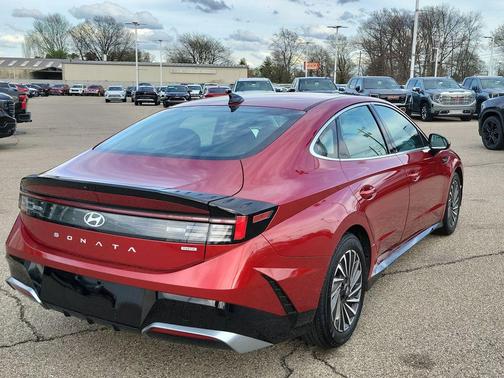 Ultimate red 2025 Hyundai SONATA Hybrid SE