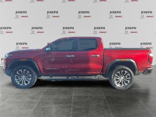 2023 GMC Canyon Denali