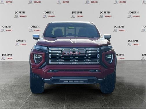 2023 GMC Canyon Denali