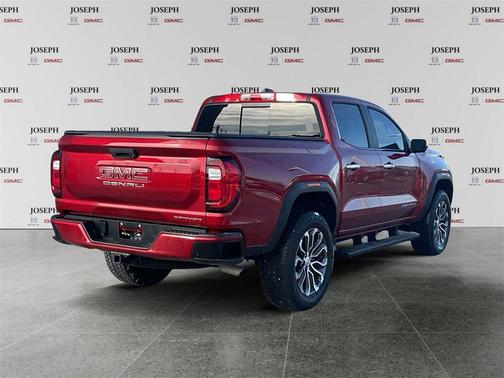 2023 GMC Canyon Denali