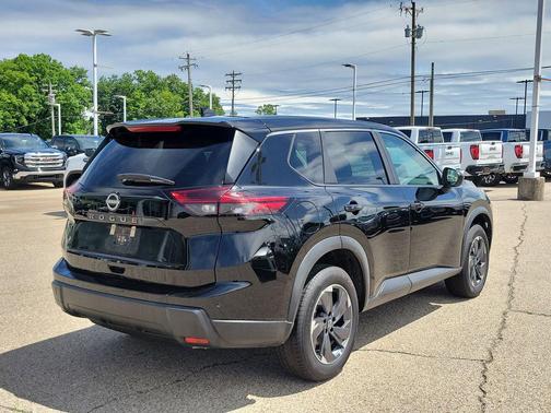 Super Black 2025 Nissan Rogue SV