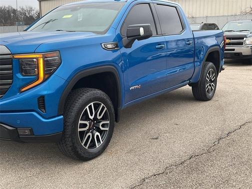 2023 GMC Sierra 1500 AT4