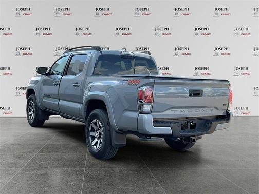 2020 Toyota Tacoma SR5
