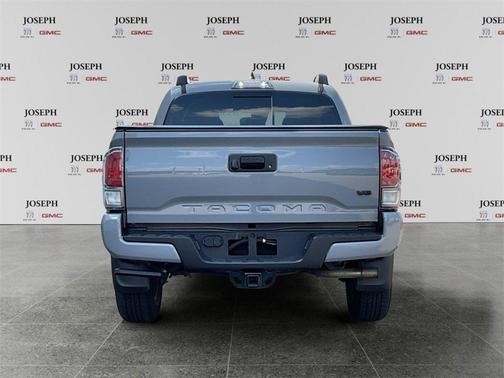 2020 Toyota Tacoma SR5