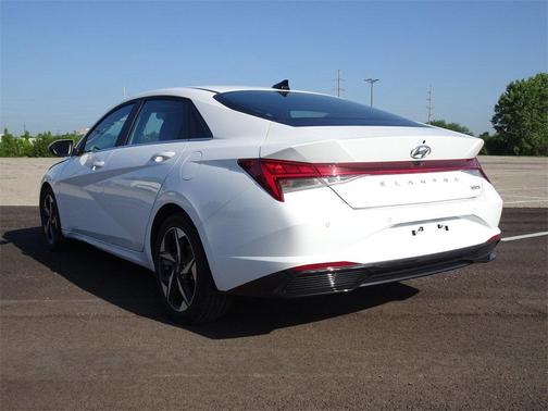 2023 Hyundai ELANTRA HEV Limited