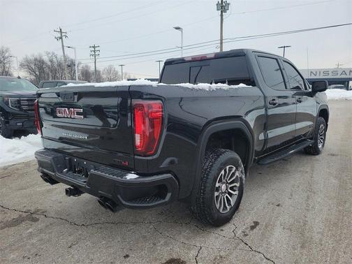 2022 GMC Sierra 1500 Limited AT4