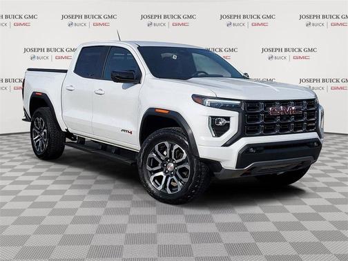 2024 GMC Canyon AT4