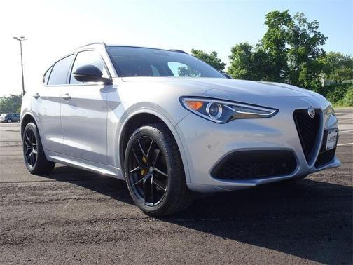 2020 Alfa Romeo Stelvio Ti Sport