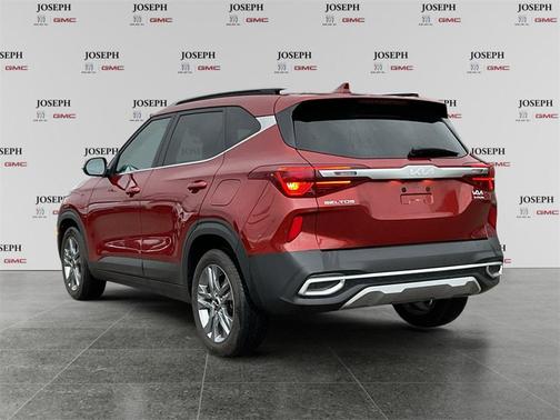 Mars Orange 2023 Kia Seltos S