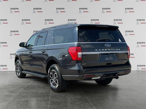 2022 Ford Expedition Max XLT