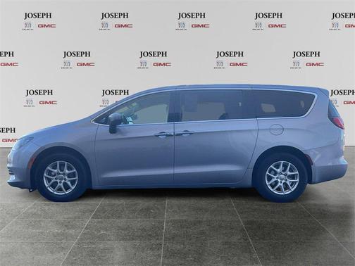 2017 Chrysler Pacifica LX