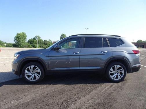 2023 Volkswagen Atlas 3.6L SE w/Technology