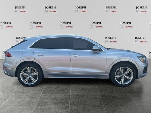 2019 Audi Q8 Prestige