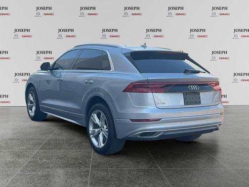 2019 Audi Q8 Prestige