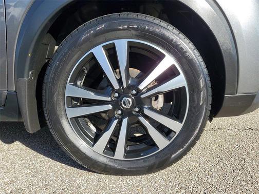 2019 Nissan Kicks SR