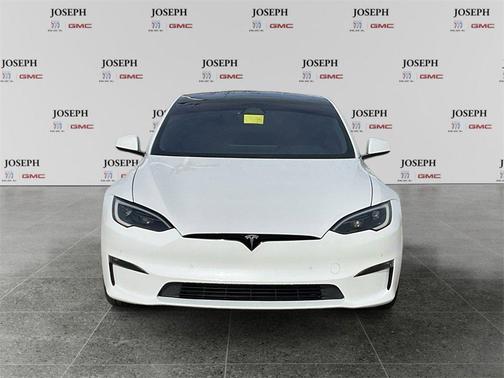 2022 Tesla Model S Plaid