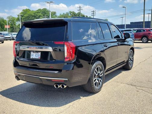 Onyx Black 2024 GMC Yukon 4WD AT4