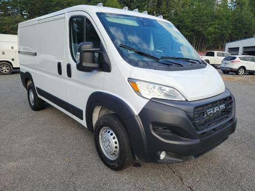 2025 RAM ProMaster 2500 Base