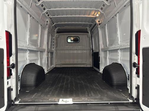 2025 RAM ProMaster 2500 Base