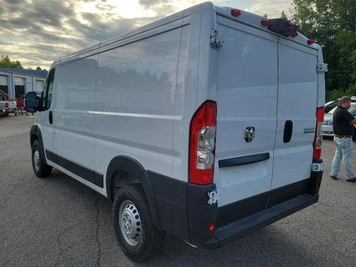 2025 RAM ProMaster 2500 Base