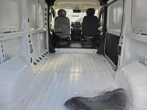 2025 RAM ProMaster 2500 Base