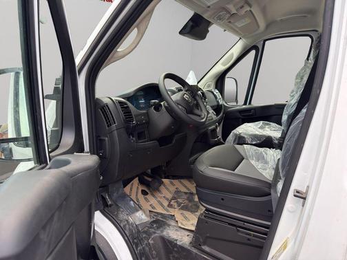 2025 RAM ProMaster 2500 Base