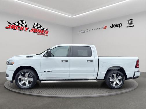 Bright White Clearcoat 2026 RAM 1500 Express