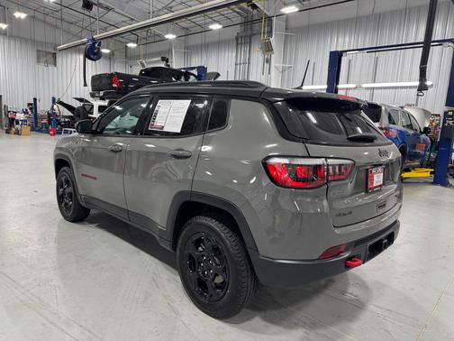2023 Jeep Compass Trailhawk