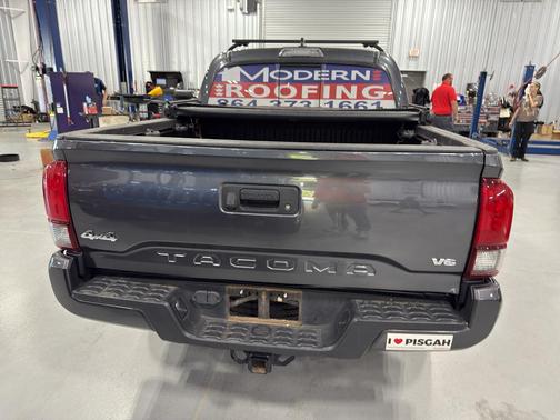 2022 Toyota Tacoma SR