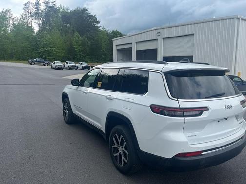 2024 Jeep Grand Cherokee L Limited