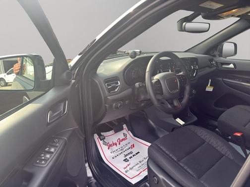 DB Black Clearcoat 2026 Dodge Durango Pursuit