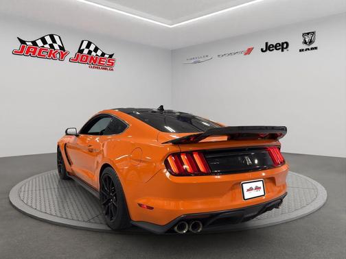 2020 Ford Shelby GT350 Base